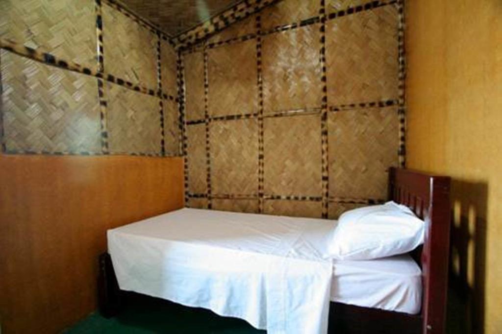 Luis Bay Travellers Lodge Coron Exteriör bild